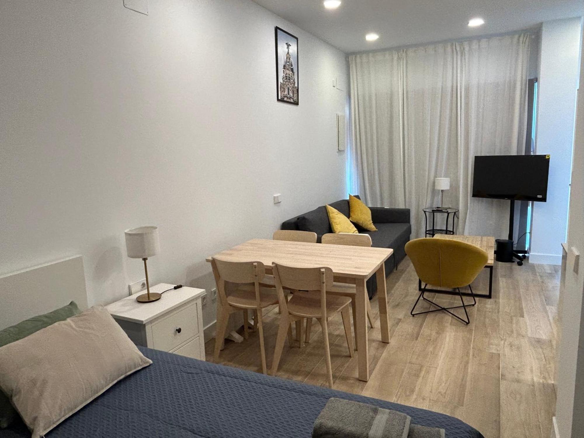 Azca-Bernabeu Apartments Madrid Pokoj fotografie